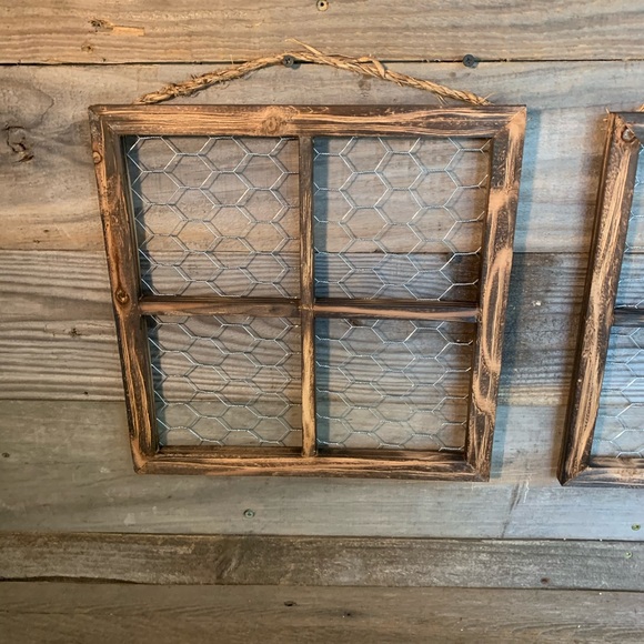 Set Of 2 Farmhouse Chicken wire Frames - Picture 2 of 4